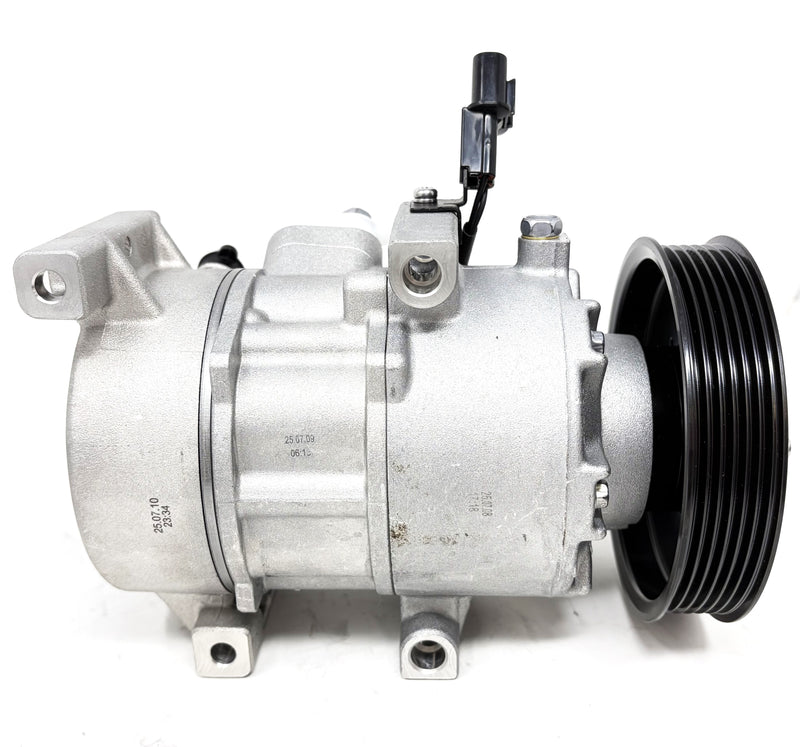 GENUINE A/C COMPRESSOR W/ CLUTCH FIT 12-17 Hyundai Accent Kia Rio 1.6 977011R100