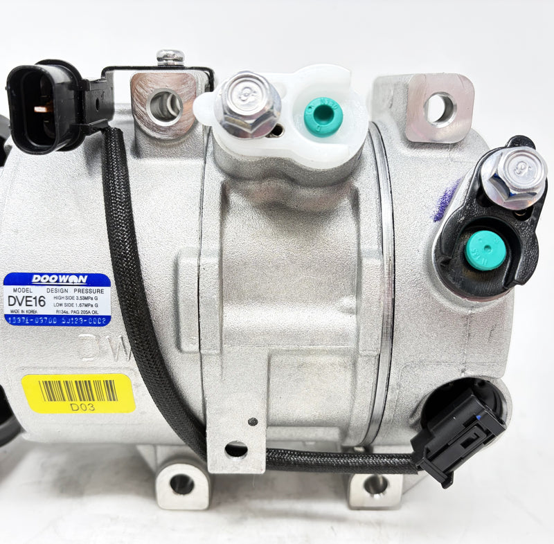 GENUINE Hyundai Genesis Coupe 2.0L 13-14 for A/C Compressor w/ Clutch 977012M500