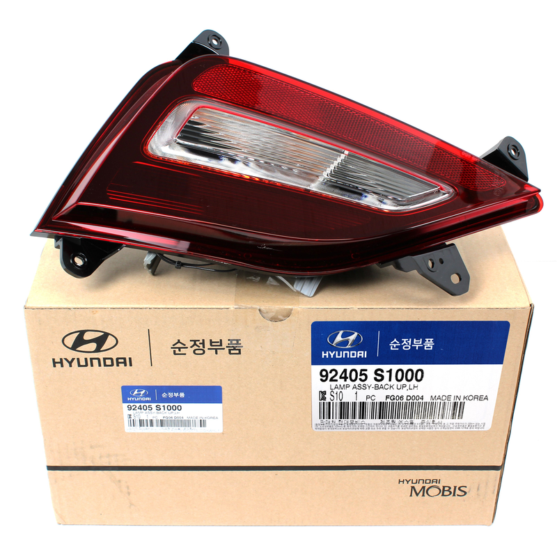 OEM Rear Bumper Backup Light Driver Side 2019 2020 Hyundai Santa Fe 92405S1000